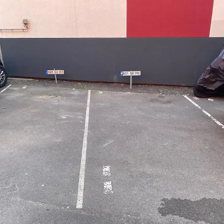 Lägenhet Am Gustav-luebcke Museum - Hbf